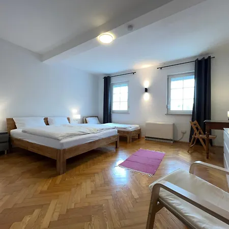 Uebernachten In Grosser Maisonette-wohnung By Rabe * Karlsruhe