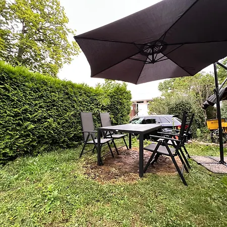 Grosse Maisonette-wohnung By Rabe - Gartenabteil, Smart-tv, Netflix