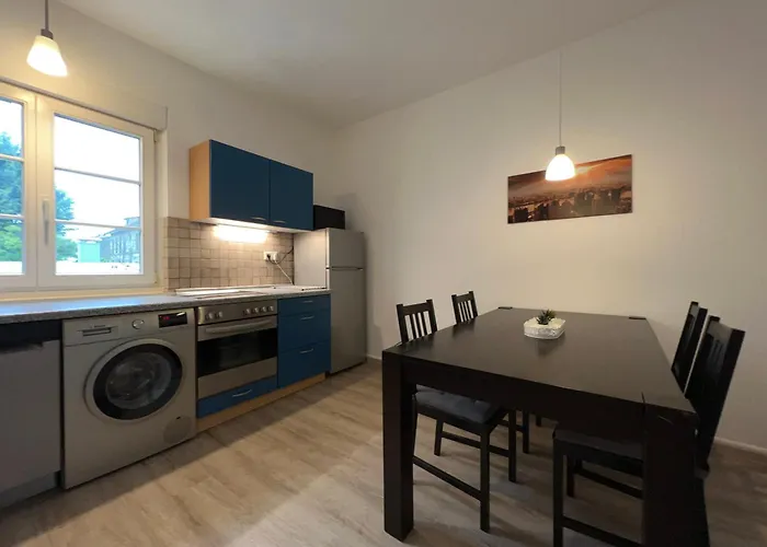 Grosse Maisonette-wohnung By Rabe - Gartenabteil, Smart-tv, Netflix